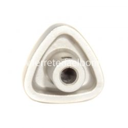 Pomo triangular modelo 99512NS00 marca Mottura